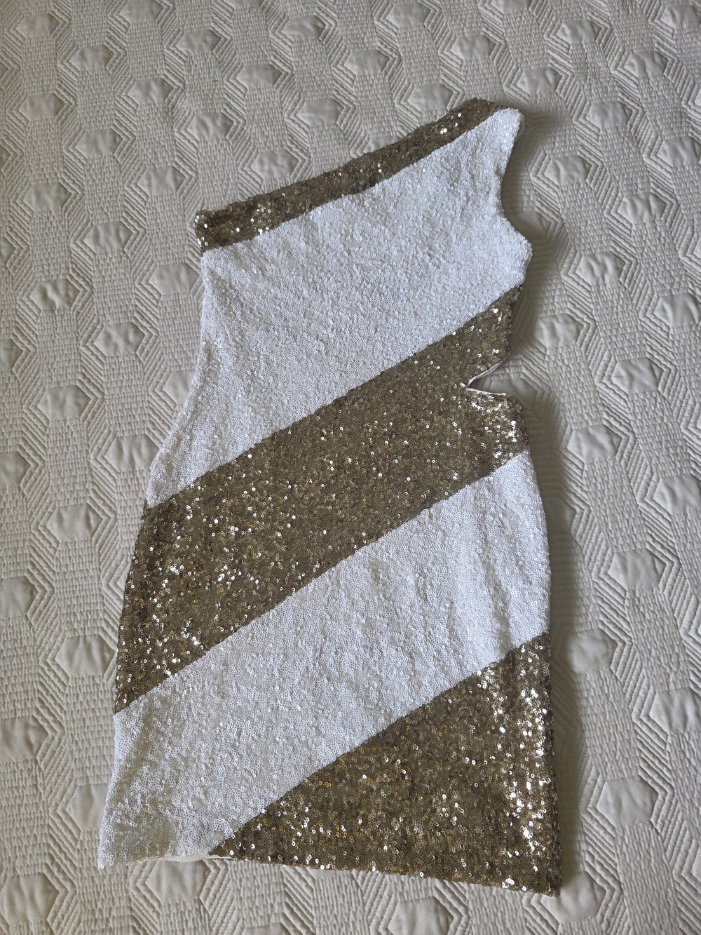 bebe One-Shoulder Ivory and Gold Sequin COCKTAIL Party Dress SMALL - Picture 6 of 7